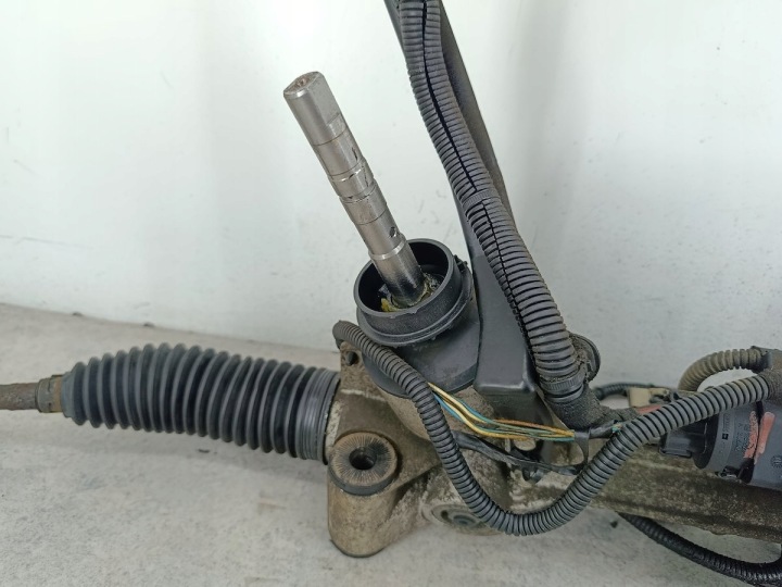 CRÉMAILLÈRE DE DIRECTION ÉLECTRIQUE OPEL ASTRA J 13335002 7805974611 ZF 1.7