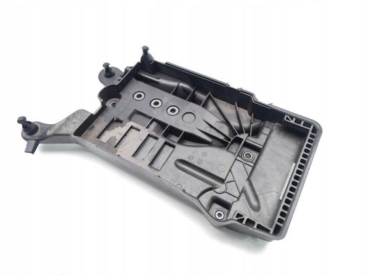VW TAIGO ÉTAGÈRE BATTERIE 1.0 TSI ESSENCE 85KW (116 HP) 2Q0915331 2025 SUV