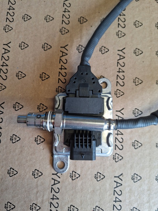 SONDE CAPTEUR NOX MERCEDES SPRINTER 910 A0009059812