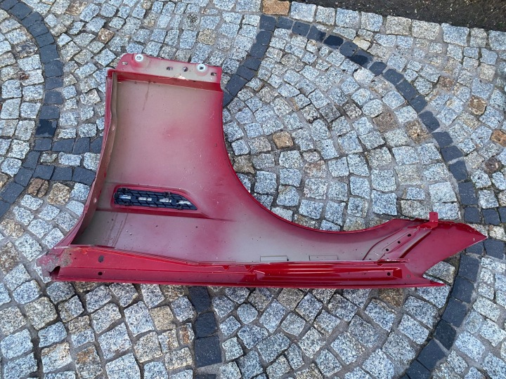 MERCEDES 172 SLK SLC AILE DROIT AVANT 1728810401 ORIGINAL