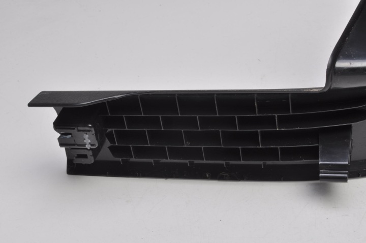 VOLVO XC60 II PROTECTION SEUIL ARRIÈRE PLASTIQUE DROITE 31448017