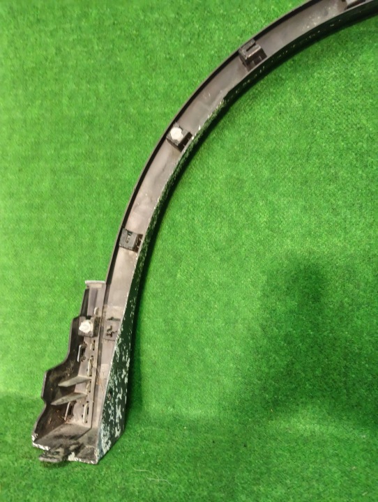 MOULURE REVÊTEMENT GARDE-BOUE GAUCHE AVANT VW TIGUAN II R-LINE 5NA854731H
