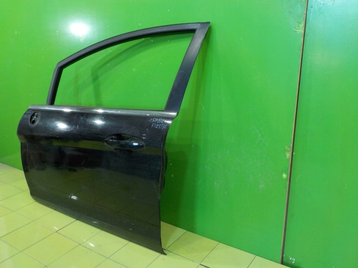 FIESTA MK7 LIFT 1.0 B 13R HAYON 5D PORTES GAUCHE AVANT