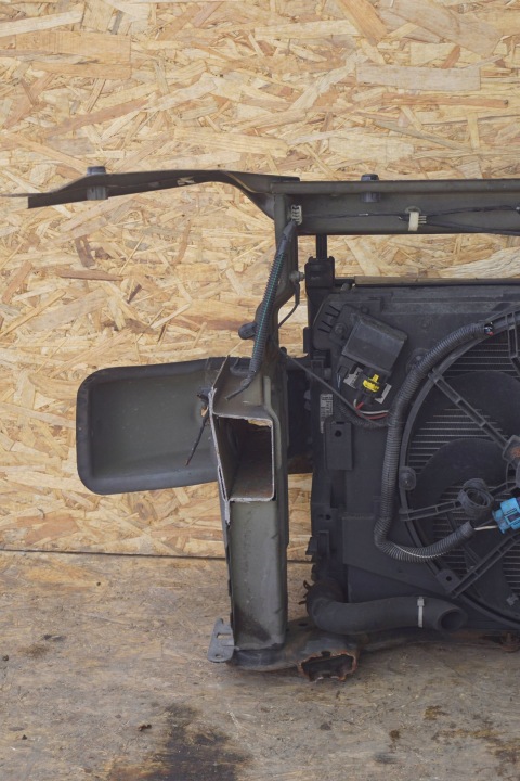 DACIA SANDERO II PANNEAU AVANT RADIATEURS VENTILATEUR 0.9 TCE (D836)
