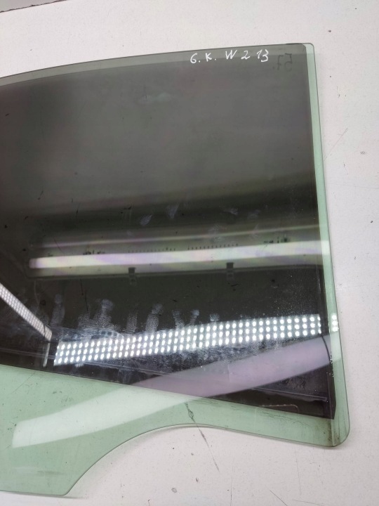 VITRE DE PORTIÈRE ARRIÈRE GAUCHE CÔTÉ MERCEDES-BENZ E W213 43R00049