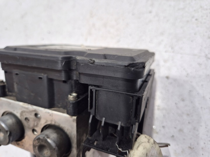ENDOMMAGÉE POMPE ABS OPEL ANTARA CHEVROLET CAPTIVA 96817718