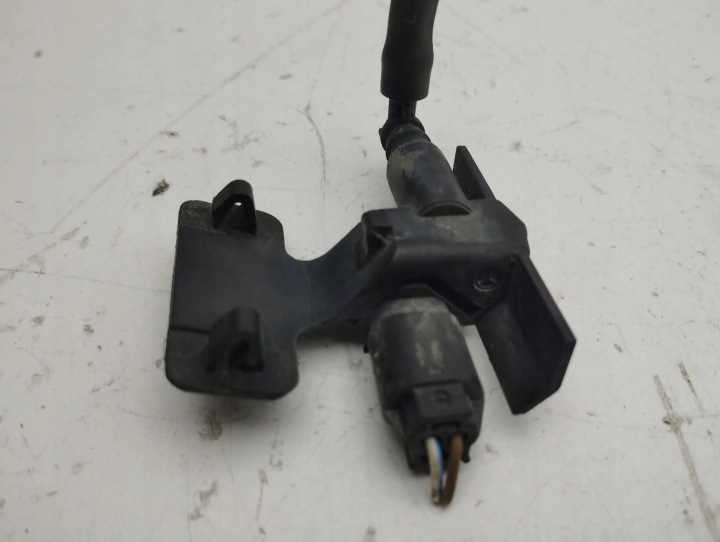 MERCEDES-BENZ ML W164 2006 ENSEMBLE BUSE LAVE-GLACE VITRES AVANT