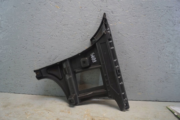 VOLVO V70 II GLISSIÈRE PARE-CHOCS DROIT ARRIÈRE 08693383 (S699)