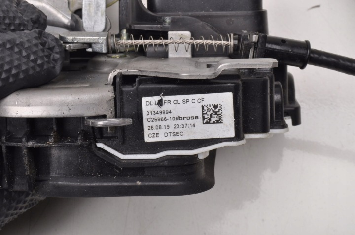 S60 III V90 S90 II XC60 XC90 II SERRURE DE PORTE GAUCHE AVANT AVANT UK 31349894