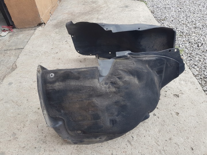 PASSAGE DE ROUE GAUCHE AVANT AUDI A2 99-05 TRÈS BON ÉTAT ORIGINAL 8Z0821171E