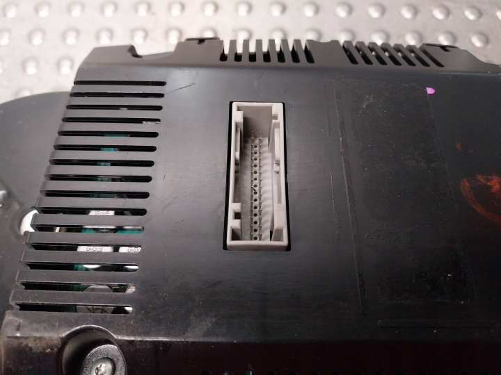 COMPTEUR TABLEAU DE BORD MONITEUR 4F0920931D 4F0919603B AUDI A6 C6 3.0 TDI EUROPE