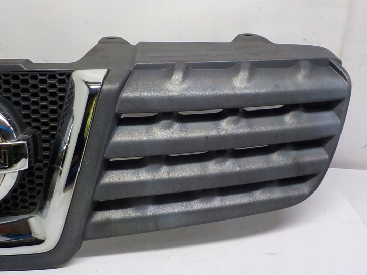 NISSAN QASHQAI J10 GRILLE CALANDRE RADIATEUR
