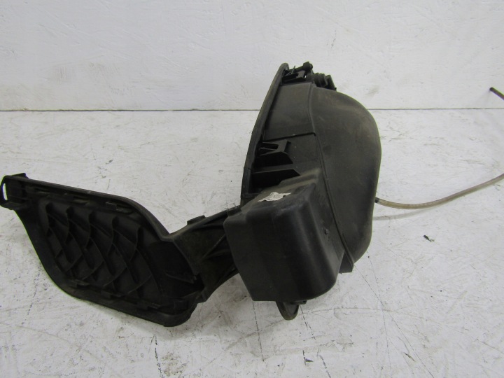 VW SPORTSVAN CLAPET GOULOTTE DE REMPLISSAGE 510809857