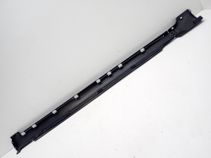 MOULURE SEUIL SEUIL DROITE DROIT VW PASSAT B7 UNIVERSEL COMBI 2012R 6584-2