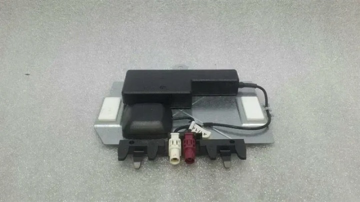 MERCEDES CL W217 AERIAL ANTENNA A2168200975 ANTENNA GPS