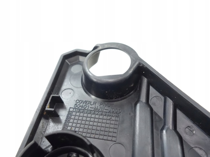 PLASTIQUE PROTECTION CHÂSSIS DROITE 50401-MJW-J000 HONDA RADIO 500 F PC58 16-18