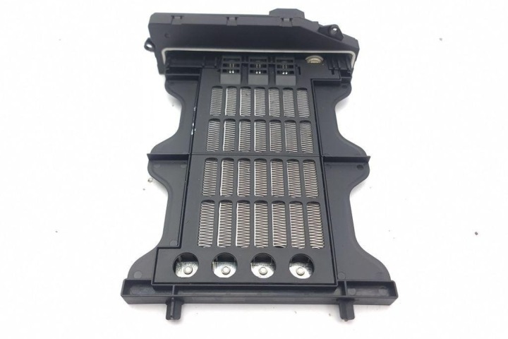 RADIATEUR ÉLECTRIQUE RÉCHAUFFEURS INFINITI QX30 A2468300261 1.5L DIESEL