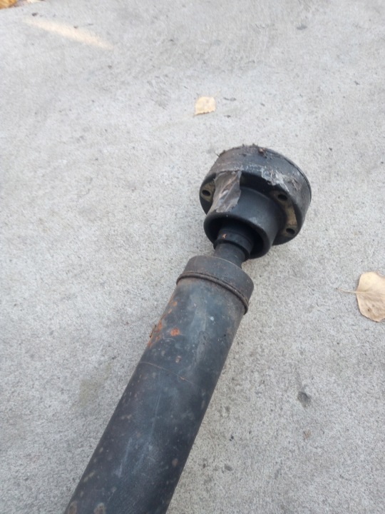 AUDI A4 B6 ARBRE DE TRANSMISSION 2,5TDI 8E0521101H 17-6