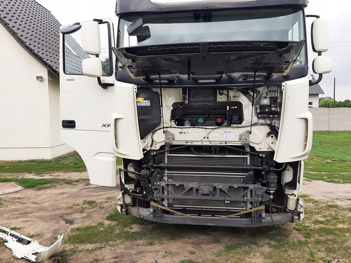 DAF XF 106 E6 PARAGOLPES CAPO REJILLA DE RADIADOR HALÓGENO FAROS 