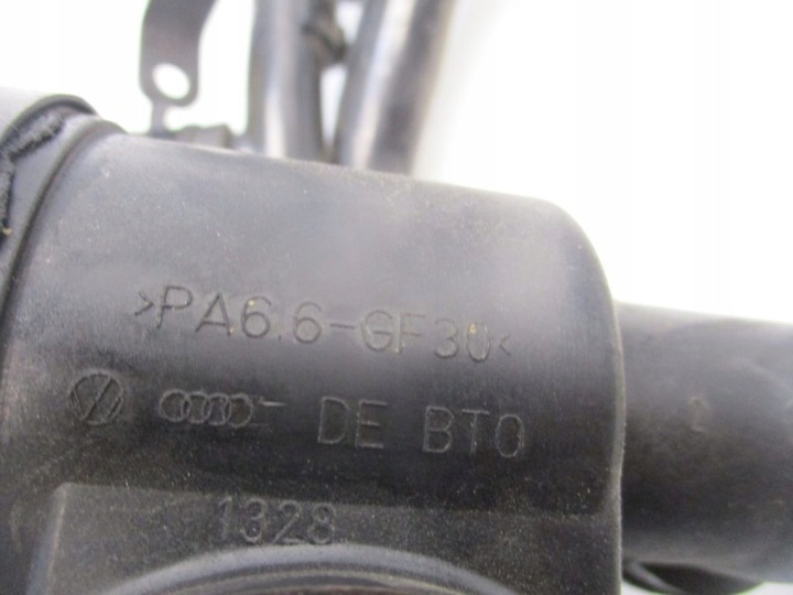 TUYAU TUYAU EAU AUDI A4 B7 2.0 TFSI