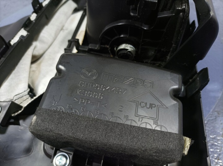 MAZDA 6 III GJ BOÎTE À GANTS PROTECTION TUNNELS CARTER FREINS CUPHOLDER GHP964431