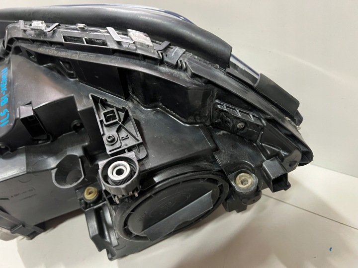 PHARE AVANT DROITE MERCEDES GL II X166 W166 ILS BI-XENON 1668204159