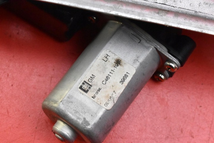 ÉLÉVATEUR VITRES GAUCHE ARRIÈRE EUROPE 13406677 OPEL ASTRA 5 V K UNIVERSEL 15-20