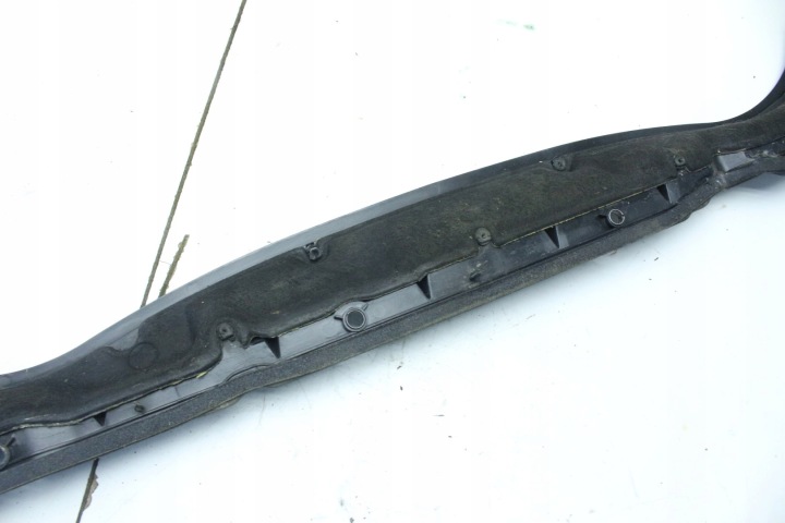 DOUBLURE DE PASSAGE DE ROUE 668100003R RENAULT LAGUNA III
