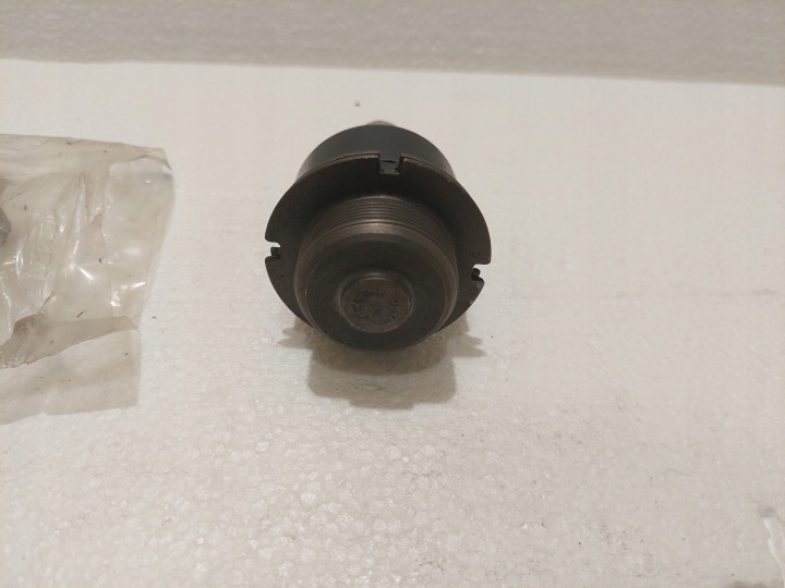 PIVOT BRAS DE SUSPENSION