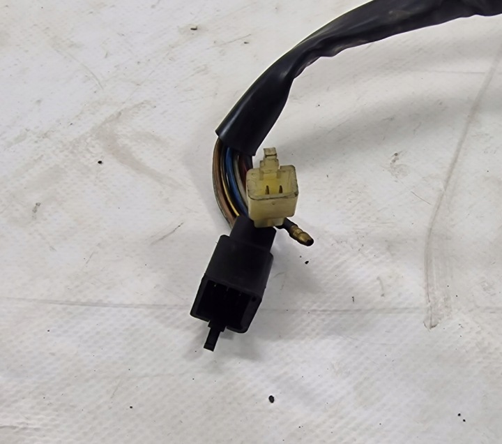 KAWASAKI ZX-6R 00-02 COMMUTATEUR GAUCHE