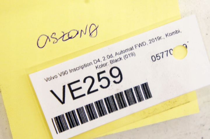 VE259 VOLVO V90 D4 2.0 D PROTECTION COUVERCLE BORNES BATTERIE 31651455