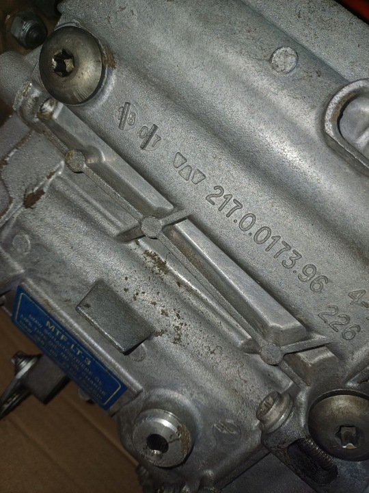 BOÎTE DE VITESSES 2.0 ESSENCE BMW 3 E90 ,E91 NR. 2170017396