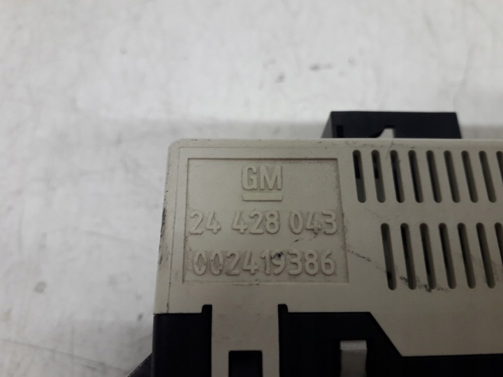 OPEL ASTRA G II 98-09 MONITEUR HORLOGE 24428043