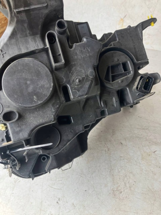PHARE GAUCHE AVANT CITROEN C4 III 9830649480 COMPLET LED EN TRÈS BON ÉTAT ÉTAT
