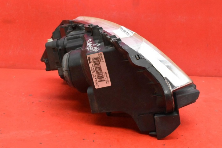 PROJECTEUR GAUCHE PHARE AVANT EUROPE 8200073220J RENAULT MEGANE 2 II 02-06