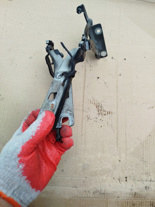 CHARNIÈRE CHARNIÈRES CAPOTS GAUCHE DROIT VW GOLF 5 1K0823301B