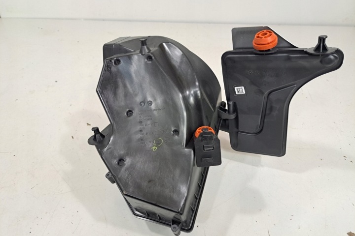CHÂSSIS FILTRE AIR BMW 5A1F9B6 3.0L GASOLINE 2023