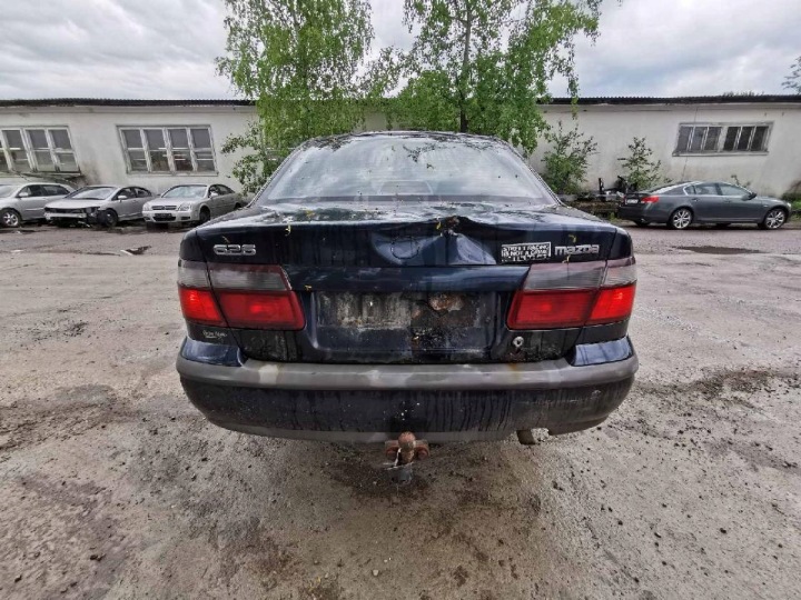 MAZDA 626 TUYAU ÉCHANGEUR D'AIR DE SURALIMENTATION 1998 2.0L RF2A13331
