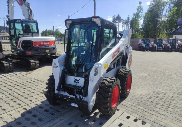 BOBCAT S590 USINE NEUF CHARGEUR BOBCAT S590E 199 500 NET WIDLY, LY