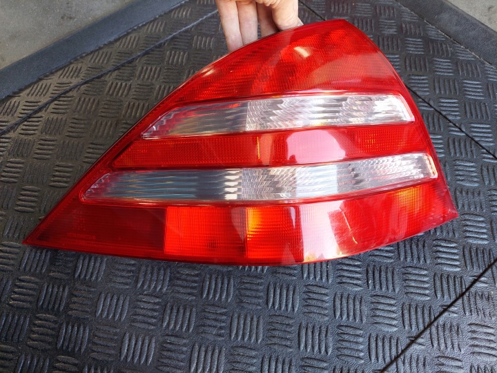 PHARE ARRIÈRE ARRIÈRE DROITE A2158200264 MERCEDES CL 55 AMG W215