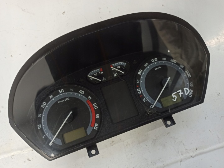 SKODA FABIA I 1.2 COMPTEUR TABLEAU DE BORD 6Y0920883D
