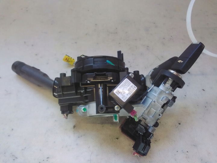 9092 CRUZE CONTACTEUR D'ALLUMAGE COMMUTATEUR COMPOSITE 13500549