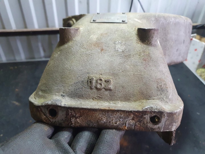 MOTEUR S82 DZIK 1956 CARTER BLOC MOTEUR JEU