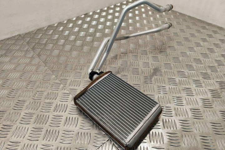 RADIATEUR RÉCHAUFFEURS PEUGEOT 308 II CV821001 1.2L GASOLINE 2015