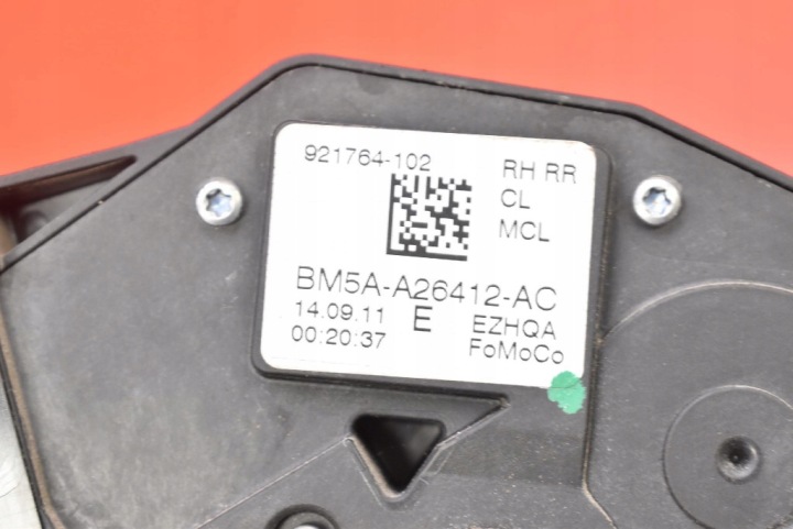 SERRURE DE PORTE DROIT ARRIÈRE ARRIÈRE BM5A-A26412-AC FORD FOCUS MK3 UNIVERSEL 11-15