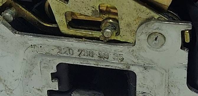 SERRURE DE PORTE GAUCHE ARRIÈRE DOCIAG 2207305935 MERCEDES W220