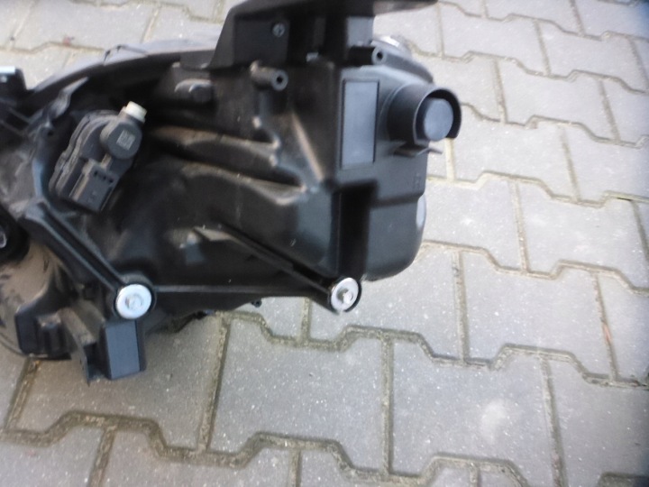 SUZUKI SWIFT MK9 24- PROJECTEUR DROIT COMPLET LED ORIGINAL EUROPE