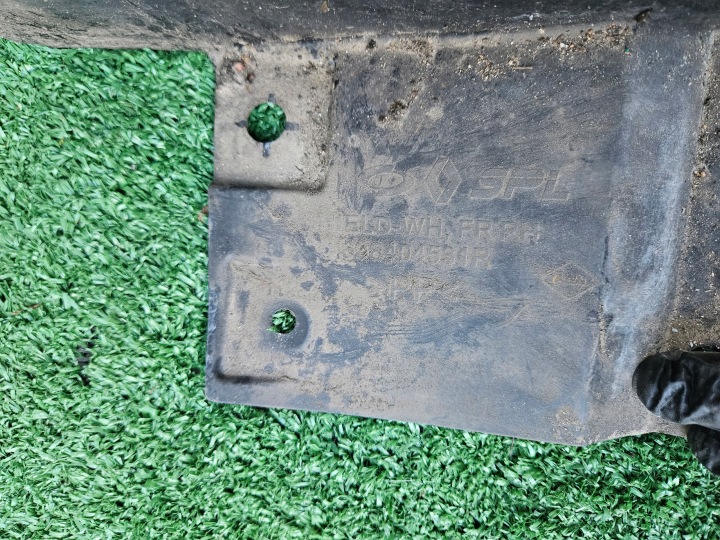 PASSAGE DE ROUE DROIT AVANT RENAULT ARKANA 638404531R
