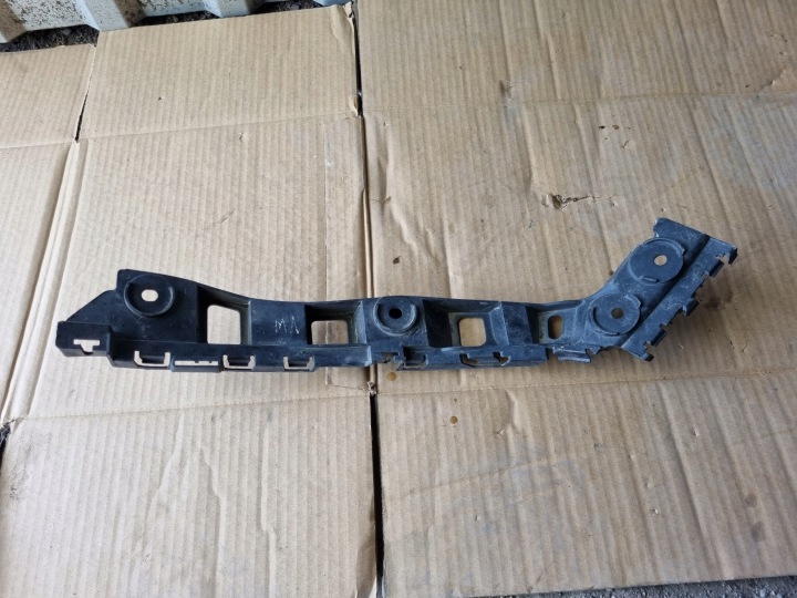 VW SCIROCCO GLISSIÈRE FIXATION PARE-CHOCS DROIT ARRIÈRE 1K8807394W