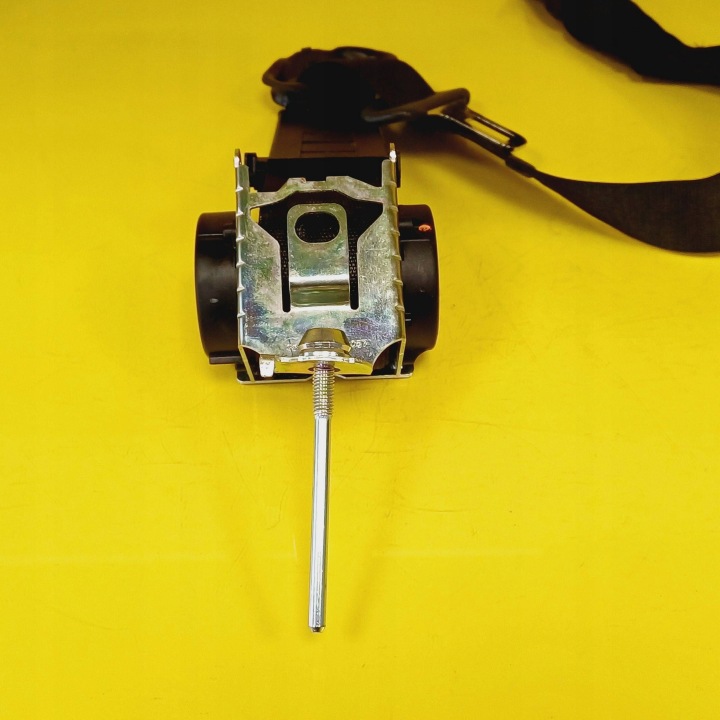 CEINTURE DE SÉCURITÉ DROIT AVANT OPEL ZAFIRA B 560834801D NR284